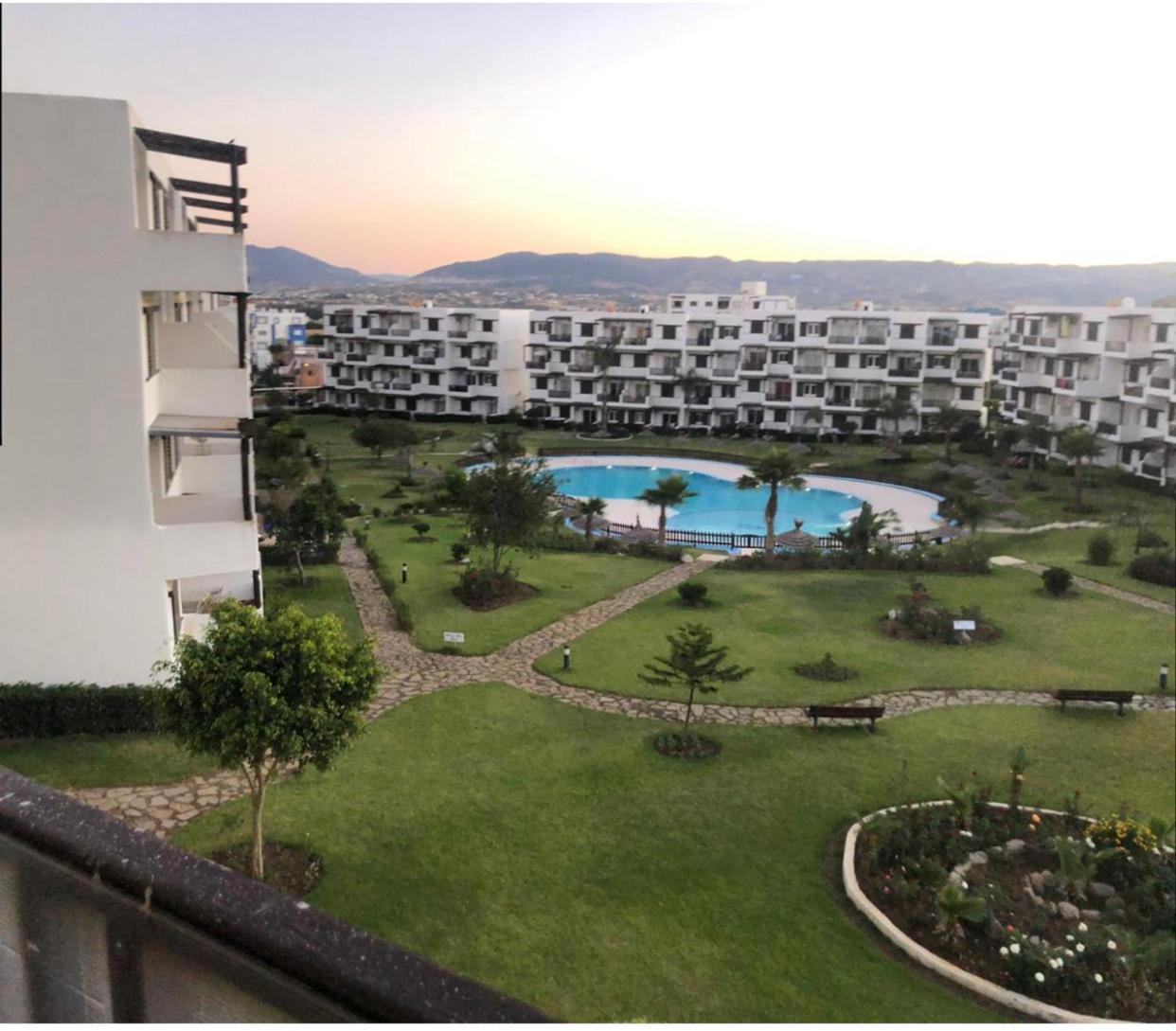 Aparthotel Mirador Golf Cabo Negro Exterior foto